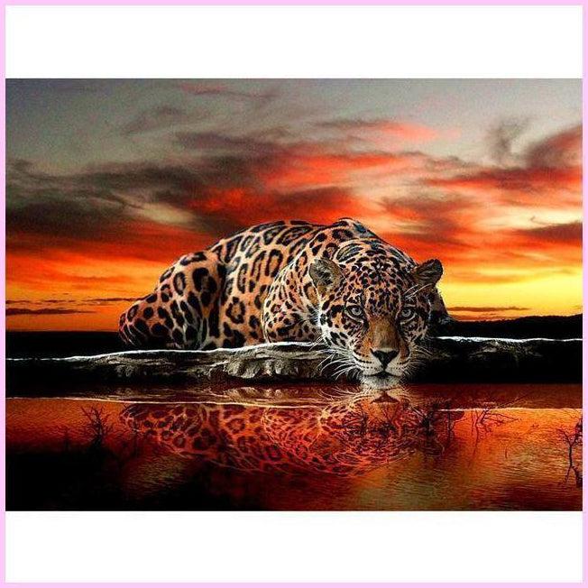 Reflection Leopard Diamond Painting - Full Square/Round 5D Diamonds, Animal  Diamond Art